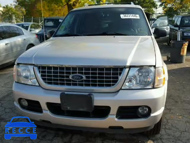 2004 FORD EXPLORER L 1FMDU75W94ZA44460 image 9