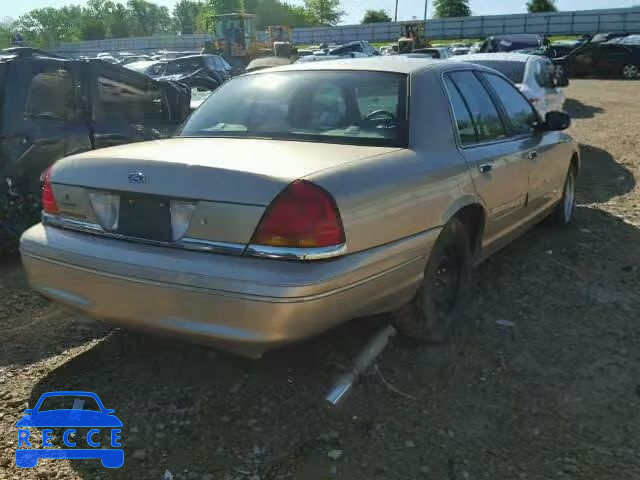 2000 FORD CROWN VICT 2FAFP74W8YX177136 image 3