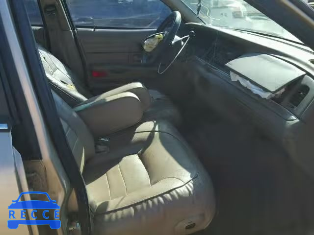 2000 FORD CROWN VICT 2FAFP74W8YX177136 image 4