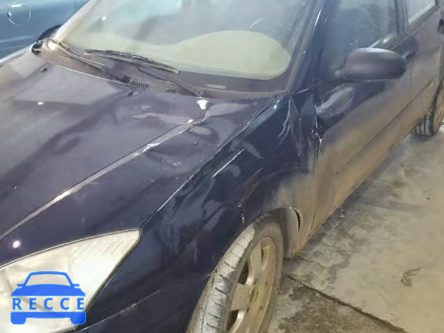 2002 FORD FOCUS ZX5 3FAHP37322R125204 image 8