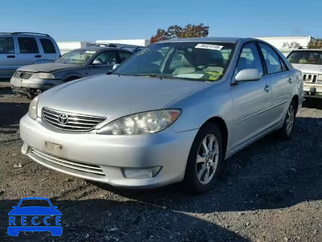 2005 TOYOTA CAMRY LE/X JTDBE30K953035400 зображення 1