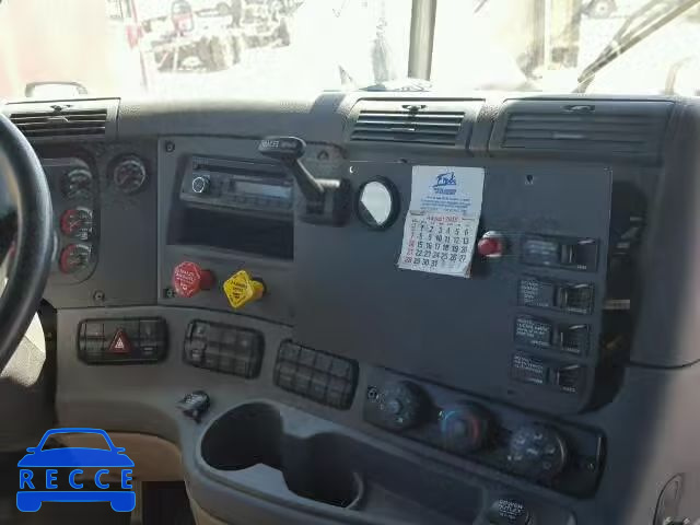 2016 FREIGHTLINER CASCADIA 1 3AKJGLDV1GSGX4531 зображення 8