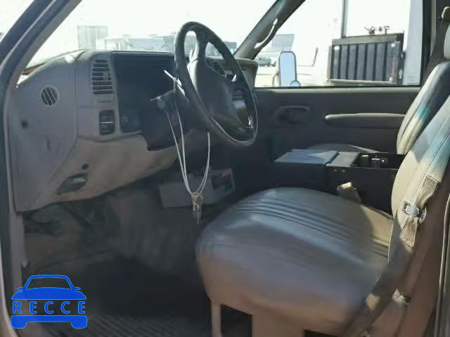 2002 CHEVROLET C3500-HD 3GBKC34F62M100429 image 9