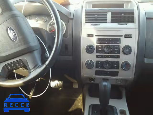 2011 FORD ESCAPE XLT 1FMCU9D79BKC38588 image 8