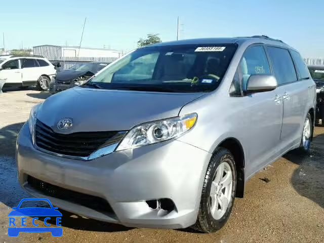 2013 TOYOTA SIENNA LE 5TDKK3DC8DS375601 image 1