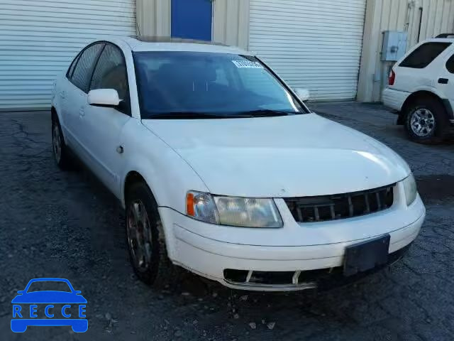 2000 VOLKSWAGEN PASSAT GLX WVWUH23B1YE236416 Bild 0