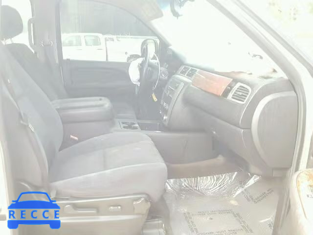 2009 GMC YUKON SLE 1GKFC23039R118016 image 4