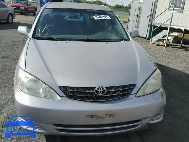 2004 TOYOTA CAMRY LE/X 4T1BE32KX4U373924 Bild 9