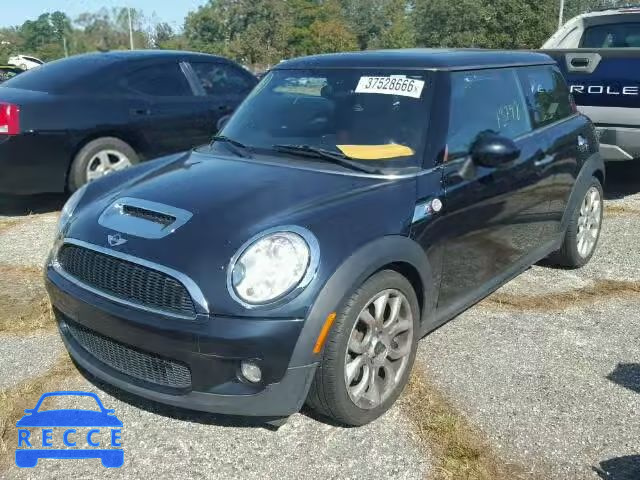 2009 MINI COOPER S WMWMF73529TT96313 Bild 1