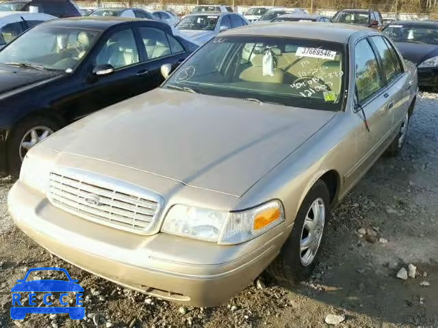 2000 FORD CROWN VICT 2FAFP73W1YX121007 image 1