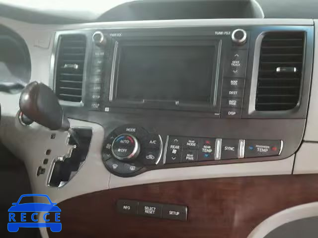 2014 TOYOTA SIENNA XLE 5TDYK3DC5ES475070 image 8
