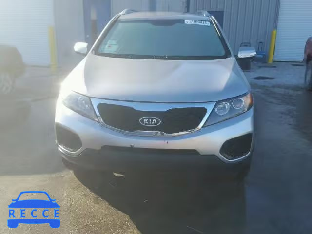 2013 KIA SORENTO LX 5XYKT4A25DG351641 image 8