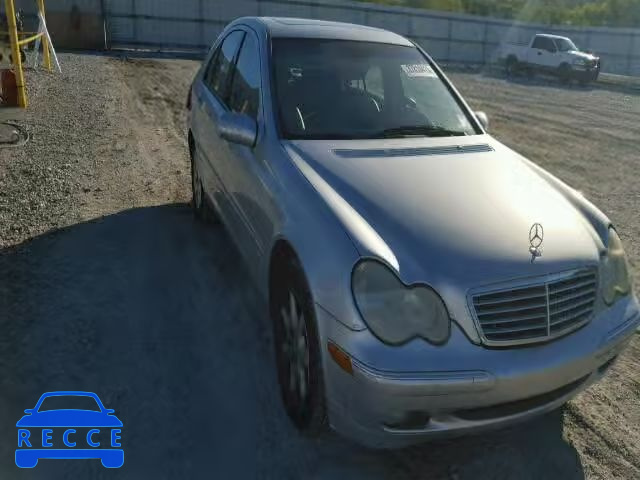 2001 MERCEDES-BENZ C240 WDBRF61J11F125070 image 0