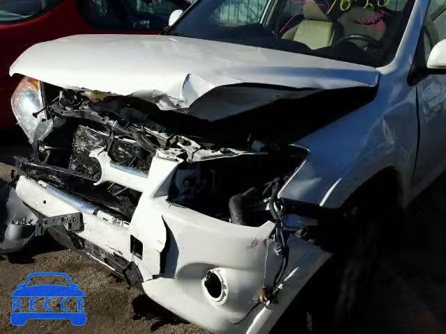 2010 TOYOTA RAV4 LTD JTMYF4DV5A5018089 image 9