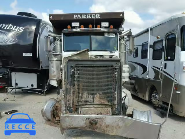 1999 PETERBILT CONVENTION 1NPFLB0X8XN473967 Bild 9