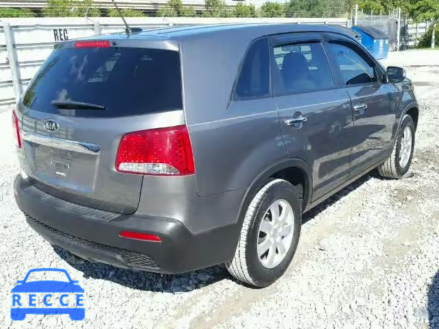 2013 KIA SORENTO LX 5XYKT3A13DG387538 image 3