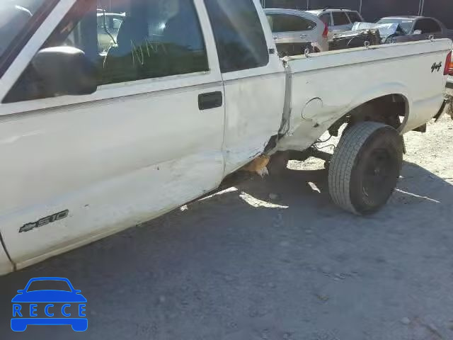 1999 CHEVROLET S10 1GCDT19W7XK165791 image 8