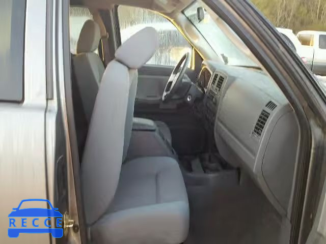 2005 DODGE DAKOTA ST 1D7HE22K45S136163 Bild 4