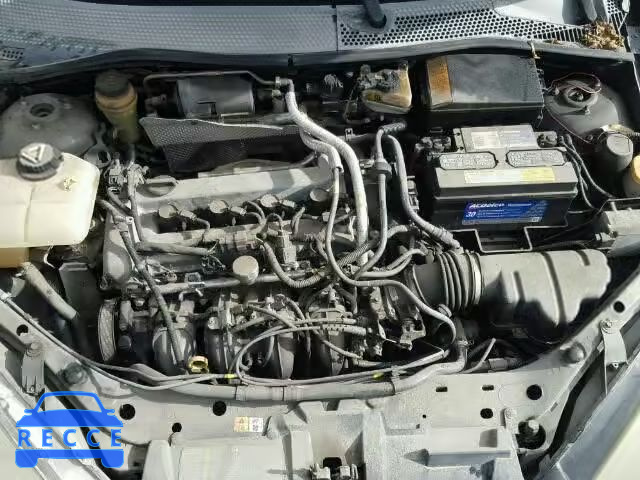 2004 FORD FOCUS ZTS 1FAHP38Z74W173784 image 6
