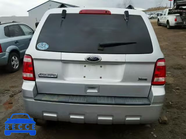 2010 FORD ESCAPE XLT 1FMCU0DG3AKA08250 image 8