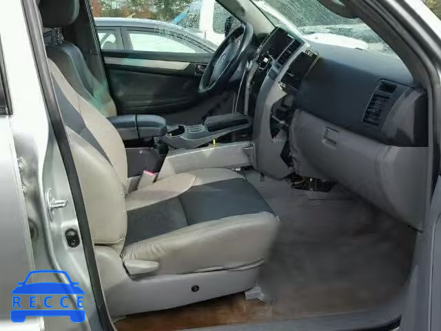 2005 TOYOTA 4RUNNER SR JTEBU14R950064679 image 4