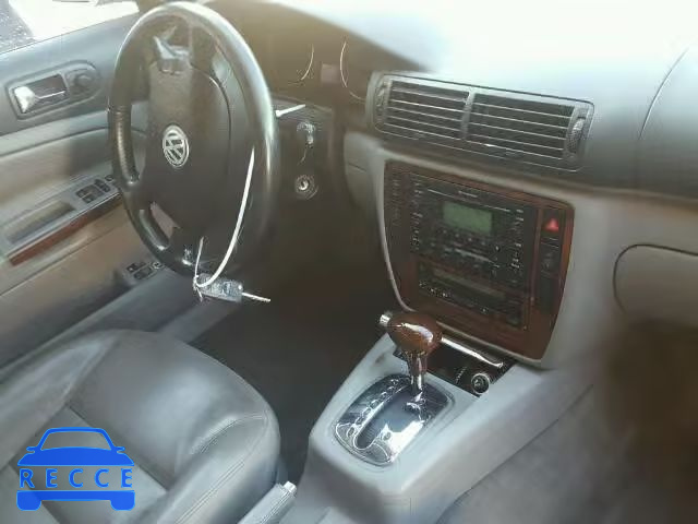 2004 VOLKSWAGEN PASSAT GLX WVWRH63B54P241145 image 8