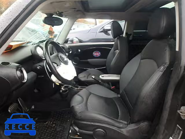 2009 MINI COOPER S WMWMF73579TW88040 зображення 4