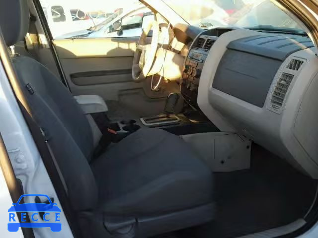 2008 FORD ESCAPE XLS 1FMCU92ZX8KC18685 зображення 4