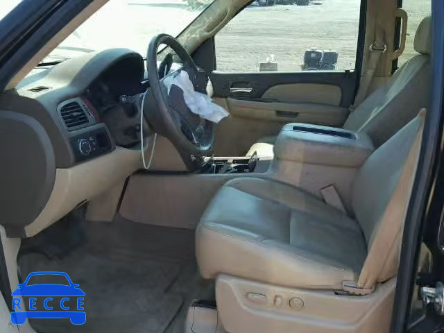 2009 CHEVROLET TAHOE LTZ 1GNFC33019R147510 зображення 4