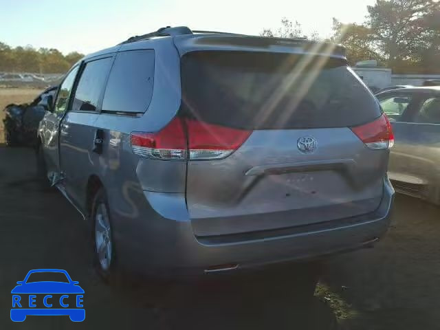 2012 TOYOTA SIENNA LE 5TDKK3DCXCS256947 image 2