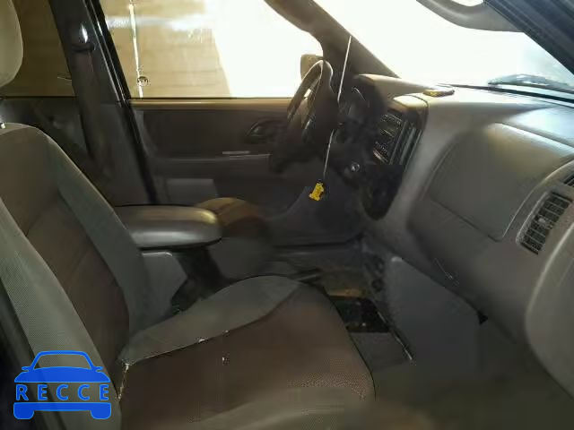 2002 FORD ESCAPE XLT 1FMYU04122KA92399 image 4