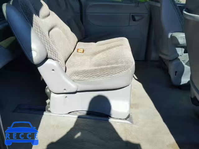 2000 CHRYSLER GRAND VOYA 2C4GJ24R0YR753321 Bild 5