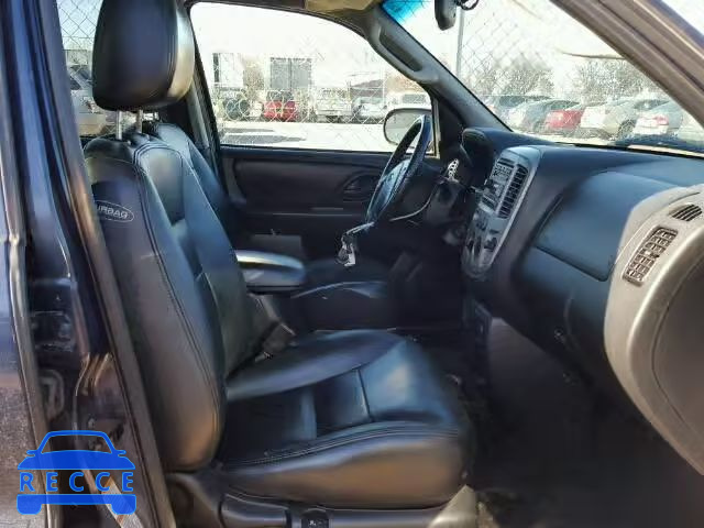 2004 FORD ESCAPE LIM 1FMCU94104KB64220 image 4