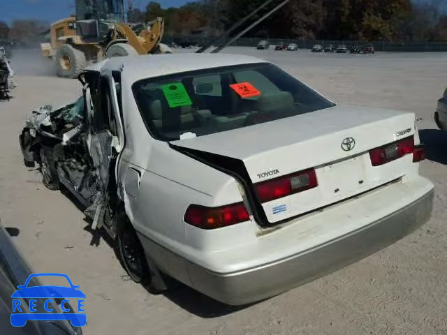 1999 TOYOTA CAMRY LE/X JT2BG28K6X0331612 image 2