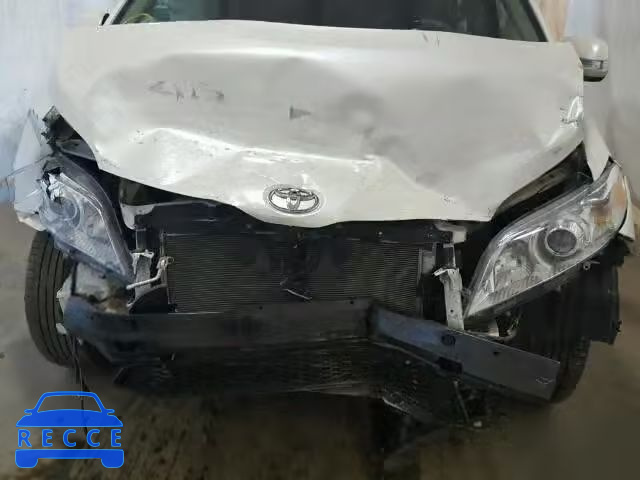 2013 TOYOTA SIENNA XLE 5TDDK3DCXDS060498 зображення 6