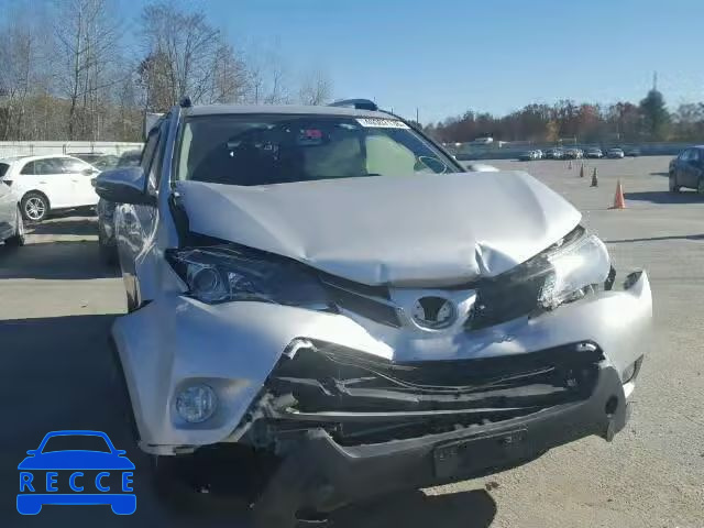 2013 TOYOTA RAV4 XLE JTMRFREV3D5010514 Bild 8
