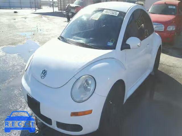 2010 VOLKSWAGEN NEW BEETLE 3VWPG3AG8AM016028 image 1