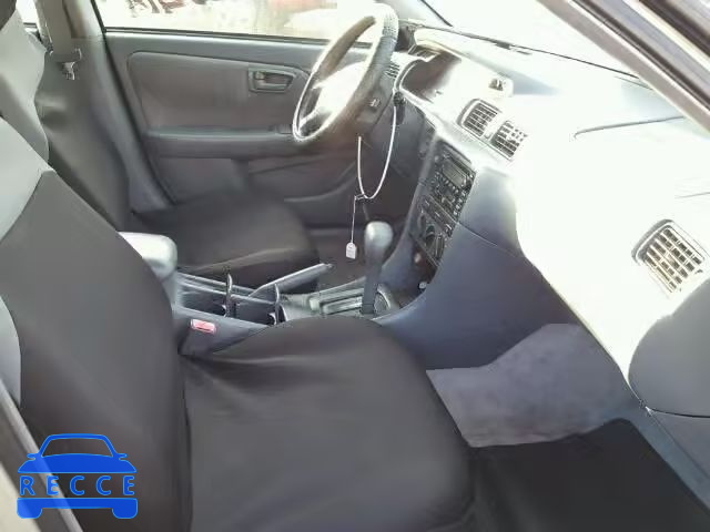 2001 TOYOTA CAMRY LE/X 4T1BF22K01U115737 image 4