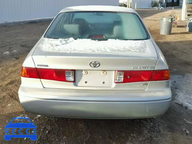2001 TOYOTA CAMRY LE/X 4T1BF22K01U115737 image 8