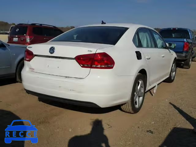 2015 VOLKSWAGEN PASSAT S 1VWAS7A35FC111213 image 3