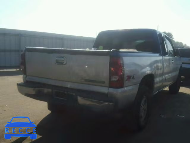 2004 CHEVROLET SILVERADO 1GCEK19T74E127128 Bild 3