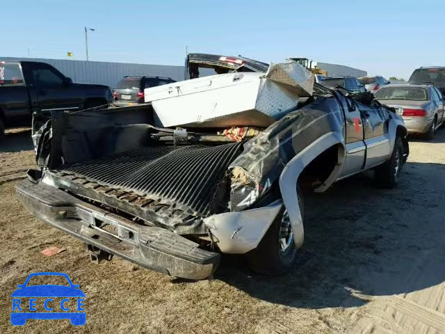 2004 GMC SIERRA K15 2GTEK19V141139553 image 3