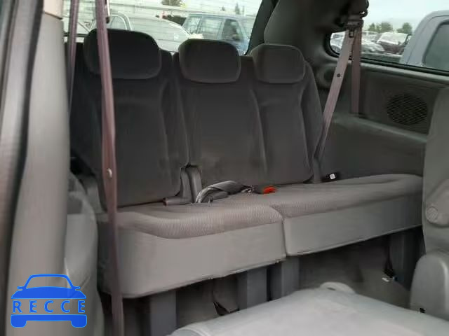 2005 CHRYSLER Town and Country 2C4GP54L85R413289 image 8
