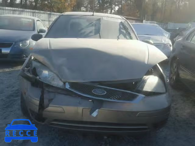 2005 FORD FOCUS ZX4 1FAFP34N95W232880 зображення 6