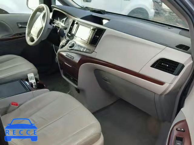 2013 TOYOTA SIENNA XLE 5TDYK3DC2DS290778 зображення 4