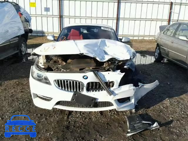 2013 BMW Z4 3.0 SDR WBALM1C52DE633913 Bild 9