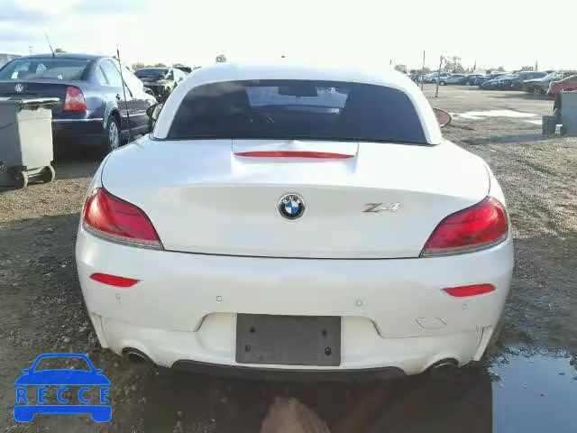 2013 BMW Z4 3.0 SDR WBALM1C52DE633913 Bild 5