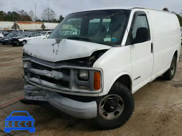 2002 CHEVROLET EXPRESS G3 1GCHG35RX21230570 image 1