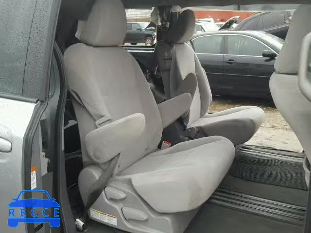 2015 TOYOTA SIENNA LE 5TDKK3DC7FS561116 image 5