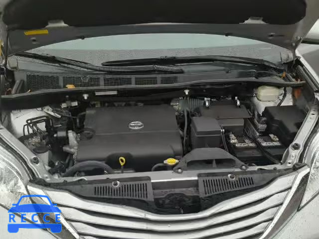 2015 TOYOTA SIENNA LE 5TDKK3DC7FS561116 image 6